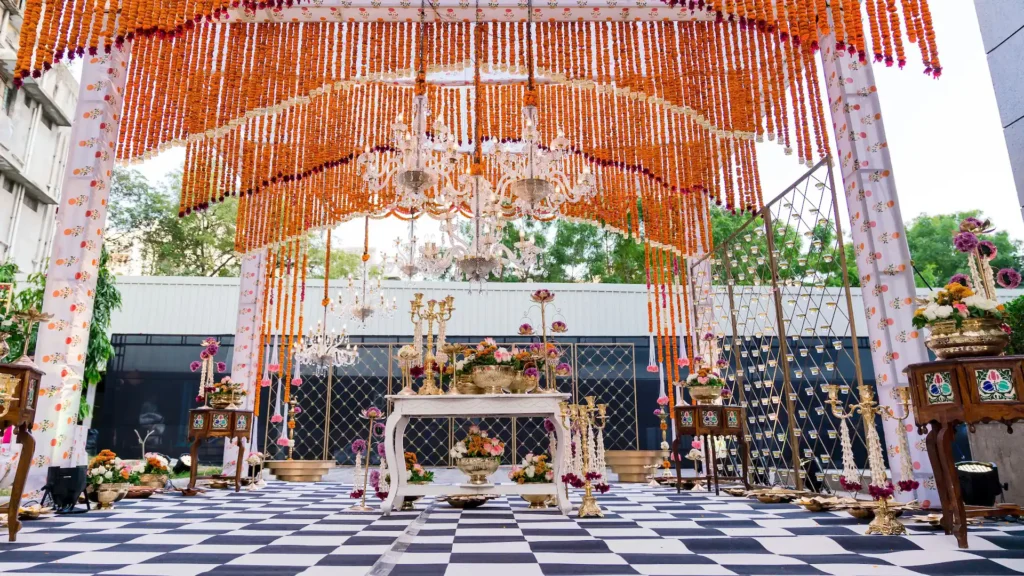 AMDHR-P0169-Indian-Wedding-Ceremony-Table-Setup.16×9